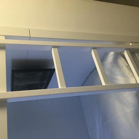 14 Hostel